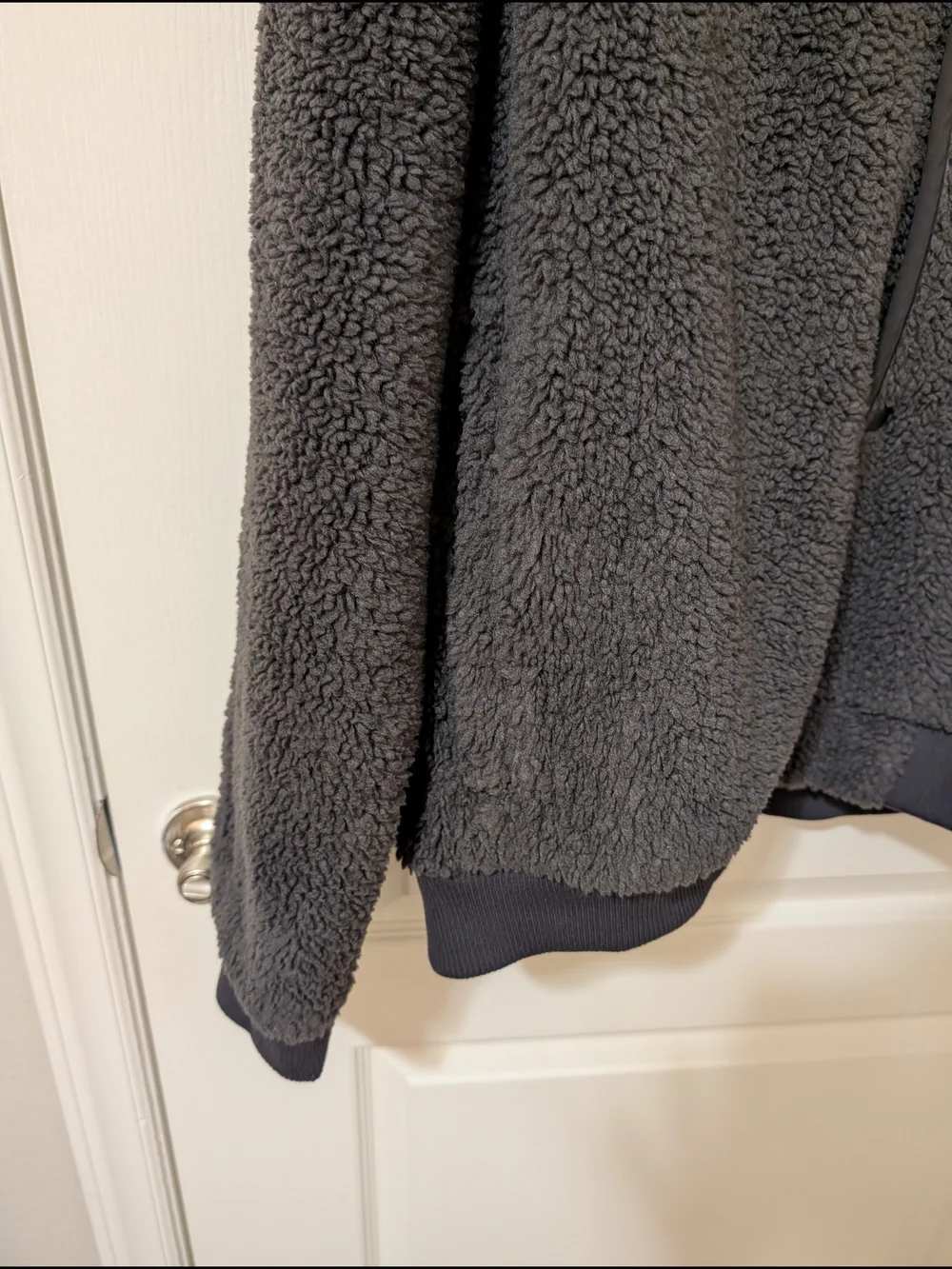 Patagonia Men's Dark Gray Sherpa Fleece Jacket
